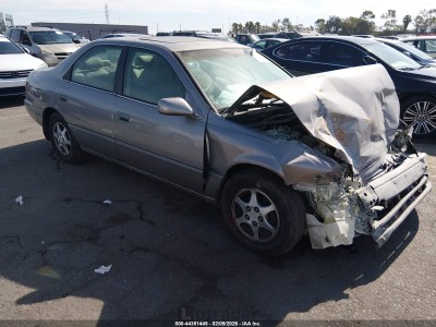 Toyota Camry 1999 4T1BG28K9XU559678