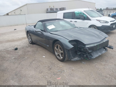 Chevrolet Corvette 2004 VIN 1G1YY32G745130561