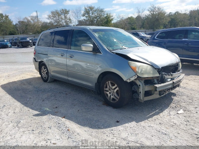 Honda Odyssey 2005 5FNRL38745B053696