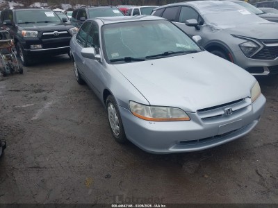 Honda Accord 2000 1HGCG5643YA130524