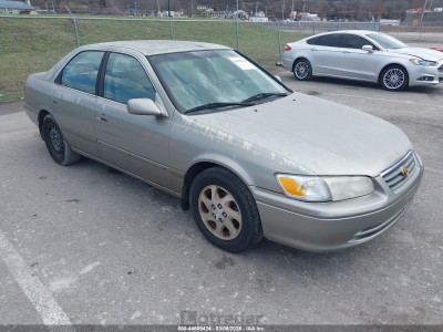 Toyota Camry 2000 JT2BF28K6Y0249092