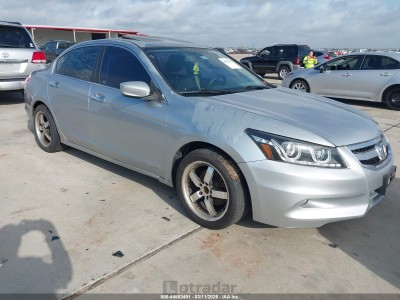 Honda Accord 2010 1HGCP3F88AA021456