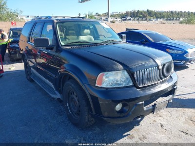 Lincoln Navigator 2004 5LMFU28R44LJ33385