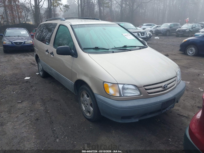 Toyota Sienna 2001 VIN 4T3ZF13C81U333108