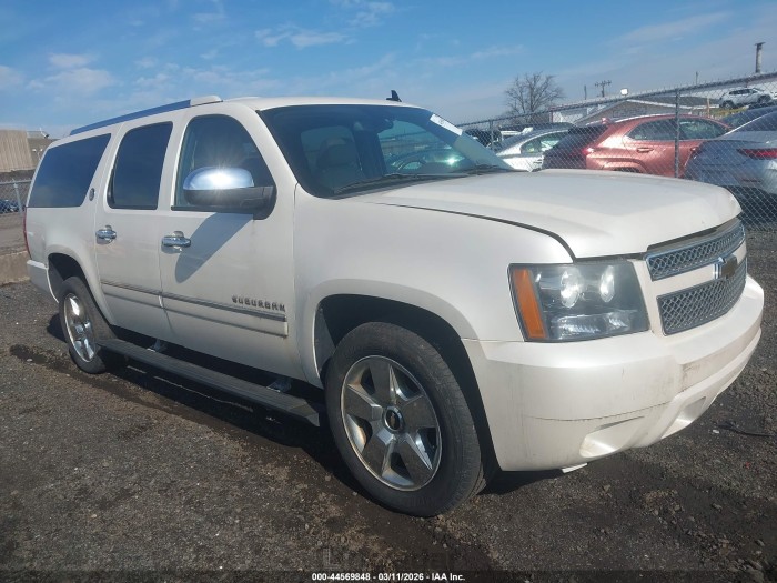 Chevrolet Express 2010 VIN 1GNUKKE32AR282866