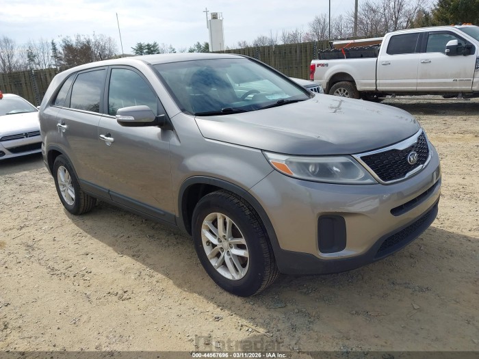 Kia Sorento 2014 VIN 5XYKT3A6XEG445769