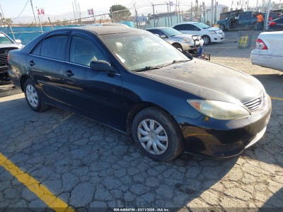 Toyota Camry 2005 4T1BE32K55U075329