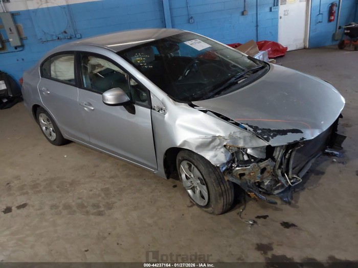 Honda Civic 2013 VIN 2HGFB2F52DH559300