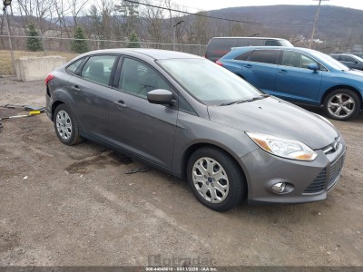 Ford Focus 2012 VIN 1FAHP3F20CL461023