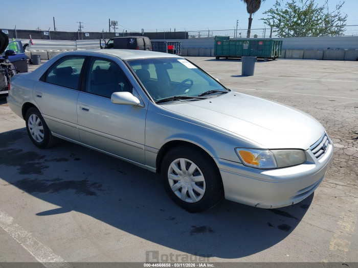 Toyota Camry 2000 VIN JT2BG22K0Y0407755