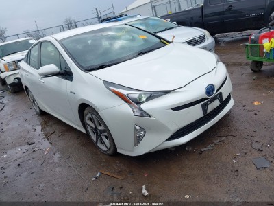 Toyota Prius 2016 JTDKARFU3G3006176