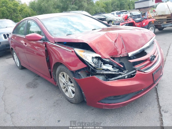Hyundai Sonata 2014 VIN 5NPEB4AC1EH844641
