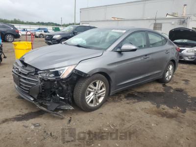 Hyundai Elantra 2019 5NPD84LF0KH479351