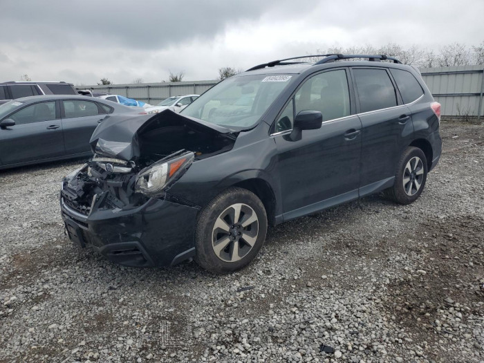 Subaru Forester 2018 VIN JF2SJARC2JH468860