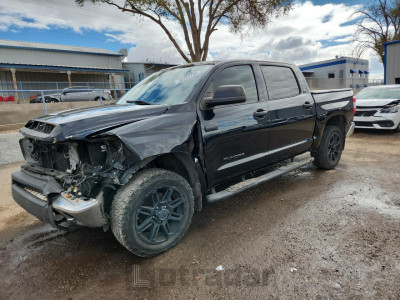 Toyota Tundra 2018 5TFDW5F18JX693146