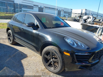 Porsche Macan 2017 WP1AA2A54HLB80910
