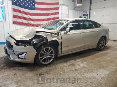 Ford Fusion 2019 3FA6P0RU3KR157073