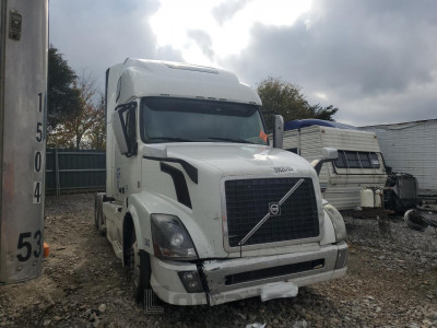 Volvo  2017 4V4NC9EH7HN972942