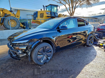 Tesla Model y 2026 7SAYGDEE7TF403606