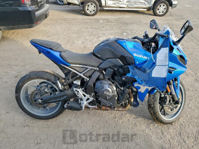 Suzuki Gsx800 f 2025 JS1EM13B0S7101850