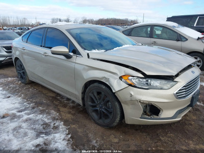 Ford Fusion 2019 3FA6P0HD2KR267629