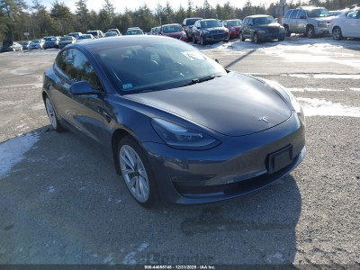 Tesla Model 3 2022 5YJ3E1EB4NF192630