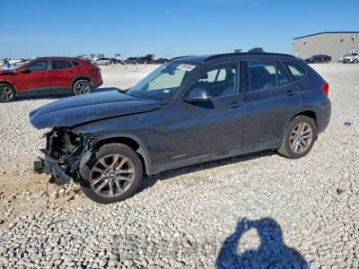 BMW X1 2015 WBAVL1C58FVY37095