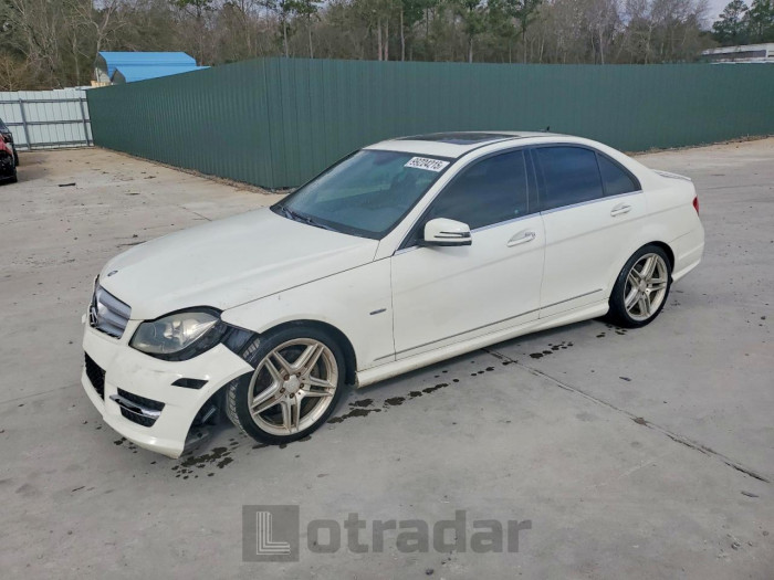 Mercedes-benz C class 2012 VIN WDDGF5HB2CR209603