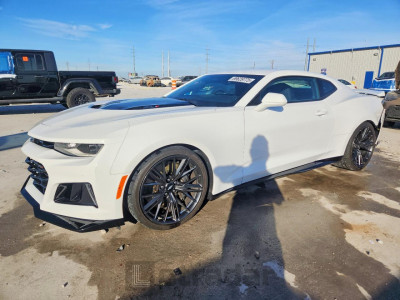 Chevrolet Camaro 2018 1G1FK1R69J0147803