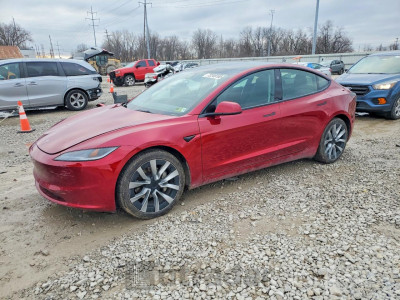 Tesla Model 3 2024 5YJ3E1EB8RF810439