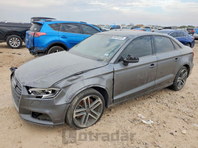 Audi A3 2018 WAUAUGFF1J1060889