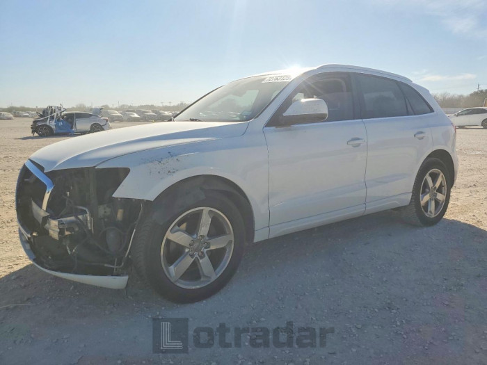 Audi Q5 2012 VIN WA1LFAFP8CA136634