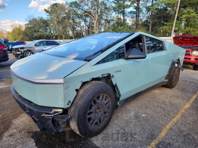 Tesla Cybertruck 2024 7G2CEHED1RA023000