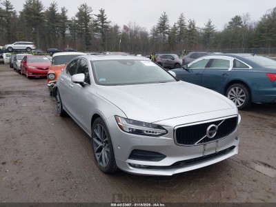 Volvo S90 2017 YV1A22MK7H1015259