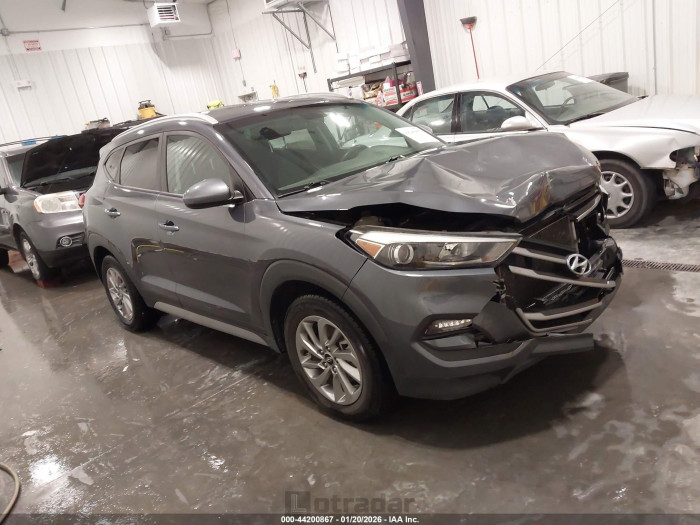 Hyundai Tucson 2018 VIN KM8J33A43JU757088