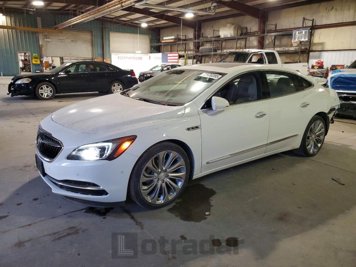 Buick Lacrosse 2018 VIN 1G4ZS5SS7JU139190