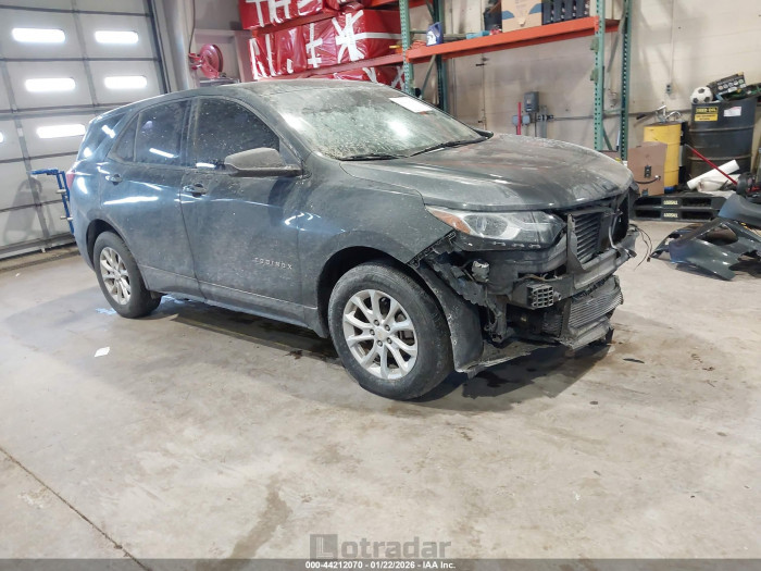 Chevrolet Equinox 2018 VIN 2GNAXREV3J6153481