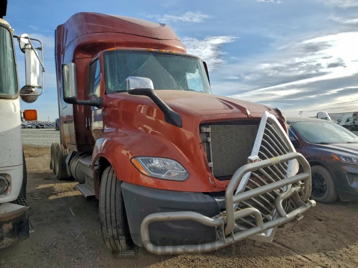 International All models 2018 VIN 3HSDZTZR5JN633216