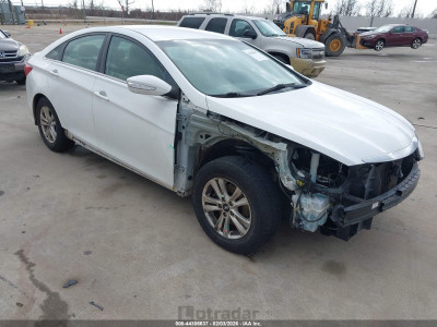 Hyundai Sonata 2014 5NPEB4AC2EH914938