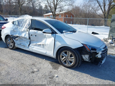Hyundai Elantra 2019 5NPD84LF0KH429288