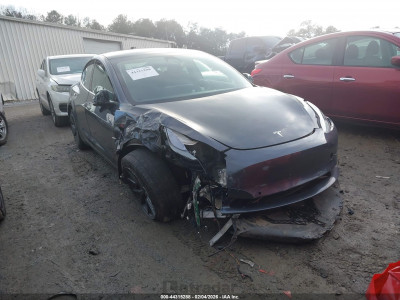 Tesla Model 3 2022 5YJ3E1EB6NF197196