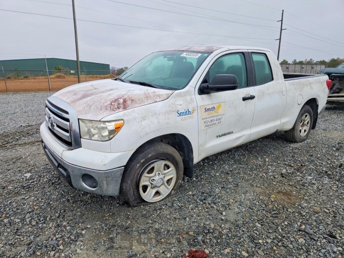 Toyota Tundra 2011 VIN 5TFRM5F1XBX033994