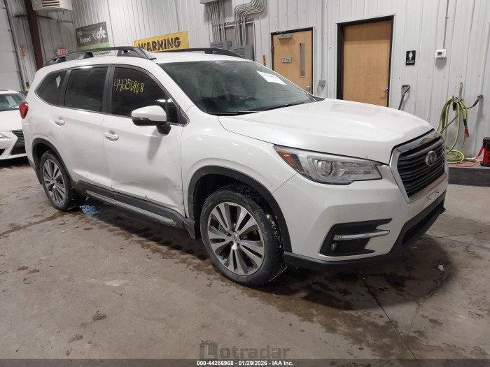 Subaru Ascent 2019 VIN 4S4WMAMD5K3486013