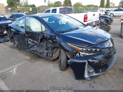 Toyota Prius 2022 JTDKAMFP7N3228875