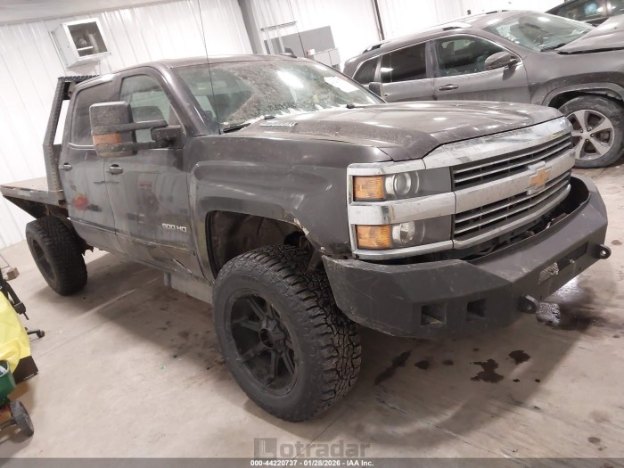 Chevrolet  2016 VIN 1GC4KZE82GF237353