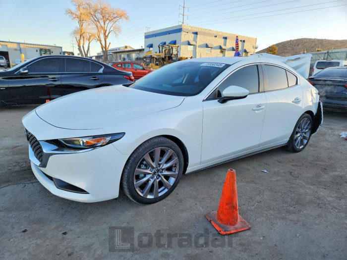 Mazda 3 2021 VIN JM1BPABL0M1318699
