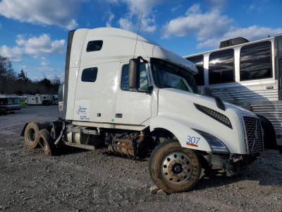 Volvo  2020 4V4NC9TH4LN253305
