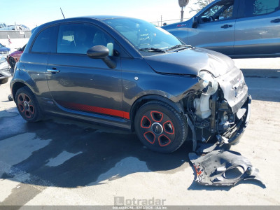 Fiat 500 2015 3C3CFFGE7FT594098