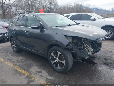 Kia Sorento 2017 5XYPHDA51HG322242