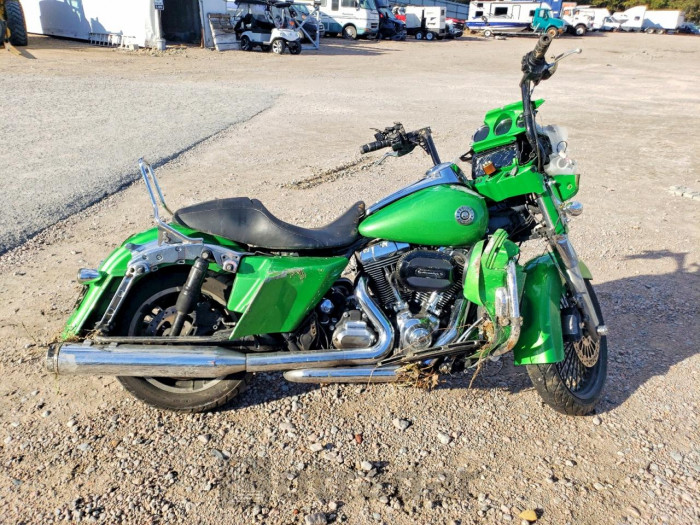 Harley-davidson Street glide 2015 VIN 1HD1KBM11FB641862